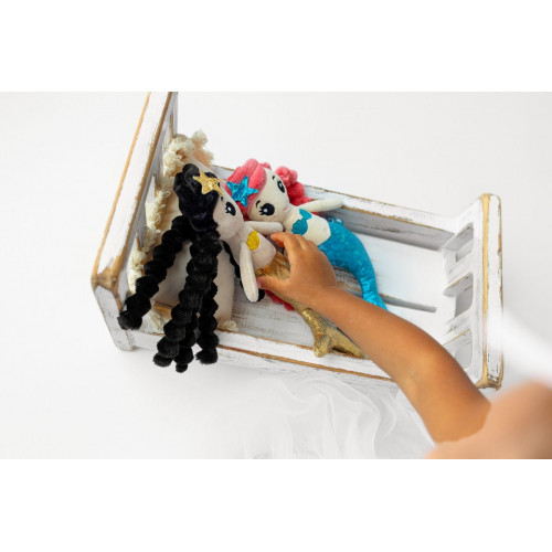 Mäkká handrová bábika Bella so šuštiacimi prvkami, zlatá