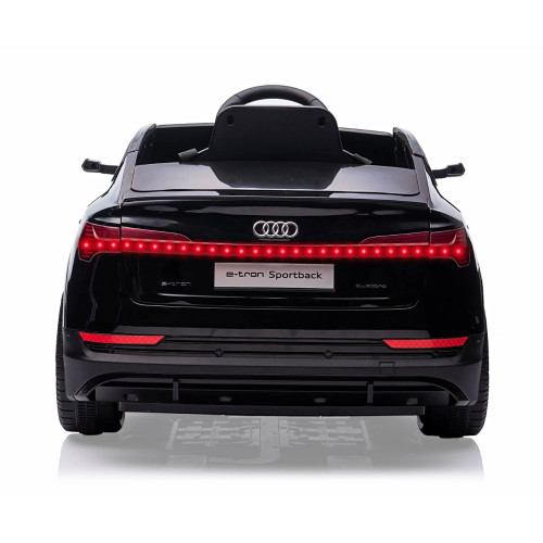 Elektrické autíčko Audi E-Tron Sportback 12V s diaľkovým ovládaním a LED svetlami, čierne
