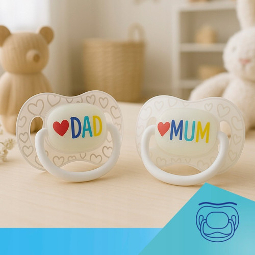 Canpol Babies Cumlík silikónový symetrický 6–18m LoveMum&Dad – 2 ks, svieti v tme