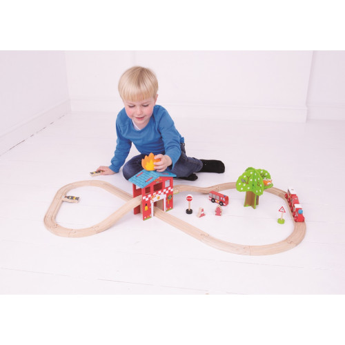 Bigjigs Rail Drevená vláčikodráha hasičská stanica