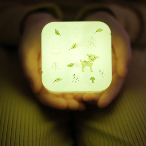 Detská nočná lampička – prenosné LED svetlo s dotykom - Nature