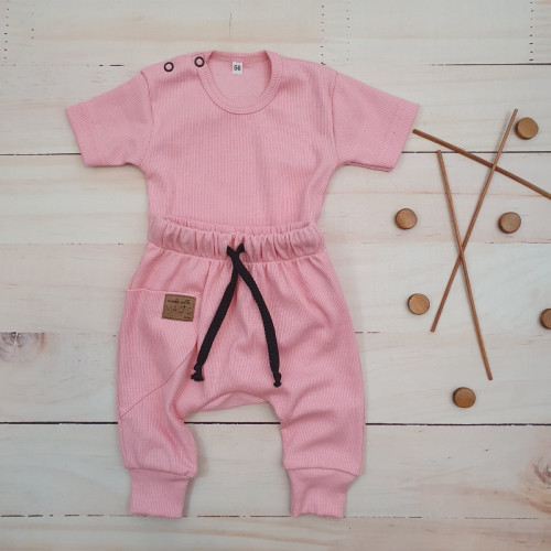 Rebrovaná súprava body kr. rukáv + tepláčiky Magic, bavlna, ružová, veľ. 74