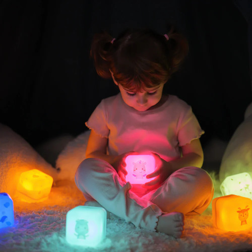 Detská nočná lampička – prenosné LED svetlo s dotykom - Jednorožec