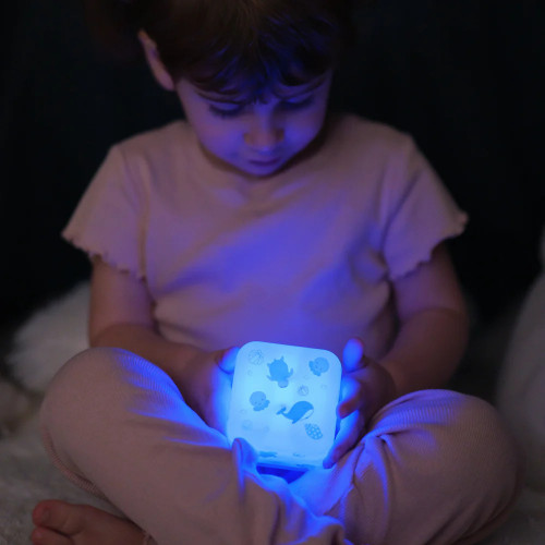 Detská nočná lampička – prenosné LED svetlo s dotykom - Oceán