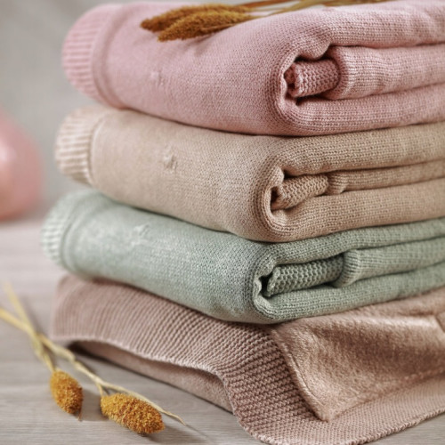 Detská deka bavlnená s flanelom 75×100 cm – teplá deka do kočíka a postieľky, šalviová