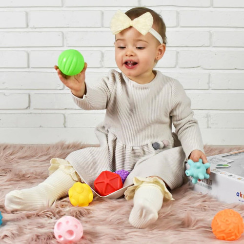 Akuku Edukačné farebné loptičky 8ks v krabičke